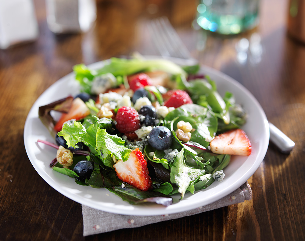 Strawberry, walnut, feta salad